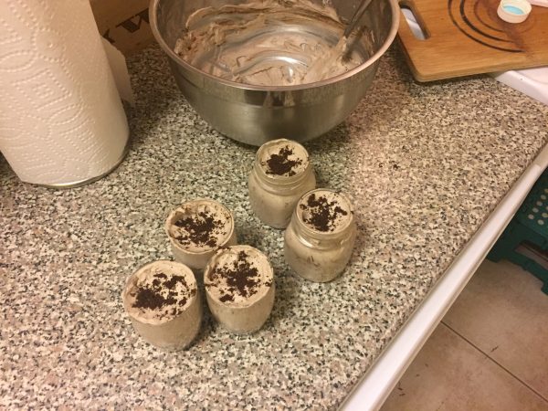 Two-Ingredient Keto Chocolate Mousse (2g carbs per serving)